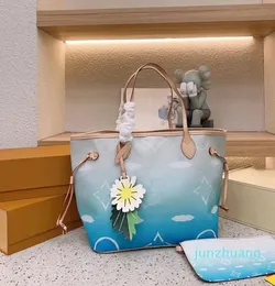 2024 bolsa de luxo feminina designer sacola de compras pode ser ombro ou cotovelo com saco de armazenamento removível atmosfera simples 33cm