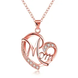 Mom Heart Diamond هي مجوهرات قلادة مثالية للنساء للنساء