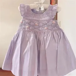 Girl Dresses 2024 Summer Girls Embroidered Flower Dress Children's Bow Baby Princess