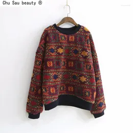Kvinnors tröjor Spring 2024 Fashion Vintage Urban Casual Lambool Sweater O-Neck Långärmad lös pullover för kvinnor