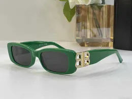 Solglasögon 5A Gelglas BB BB0096S Rhinestones Dynasty Rectangle Eyewear Discount Designer Solglasögon för män Kvinnor 100 UVAUVB med Glass Box Fendave 621643 Un