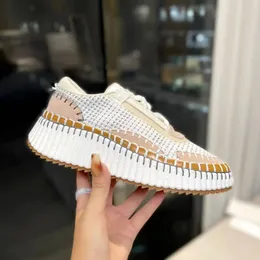 أعلى جودة أحذية غير رسمية NAMA Sneakers مصممة نساء جديد نمط البشر القماهي