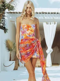 Casual Dresses Boofeenaa Sexig Floral Semesterkläder för kvinnor 2024 Spring Summer Asymmetric Tube Top Mini Dress Club Wear C69-CF14
