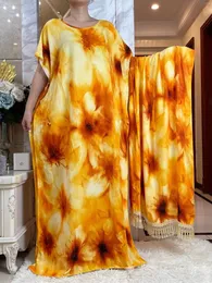 Abbigliamento etnico 2024 Abito da festa per donna personalizzato di alta qualità Grande sciarpa Tie Dye Tessuto di cotone Sciolto floreale Boubou Maxi Islam Manica corta Abaya