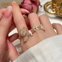 حلقات الكتلة QMCOCO 2024 إحساس كبير من TULIP GOLD LEAT RING RING WIDES والفتيات أزياء تصميم فريد من نوع