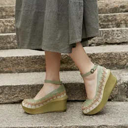 ارتداء أحذية ماري جينس نساء مضخات جلدية مصنوعة يدويًا ربيع أخضر أصلي 2024 الكعب العالي السيدات الرجعية