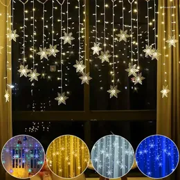 الأوتار LED الستار Snowflake String Lights الداخلية في الهواء الطلق الإضاءة الإضاءة ديكور عيد الميلاد
