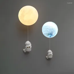 Lâmpada de parede lua cobre minimalista lâmpadas led para quarto das crianças ao lado do fundo casa criativo astronauta menino brinquedo lustres