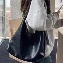 Shoulder Bags 2024 Womens Soft PU Leather Casual Large Capacity