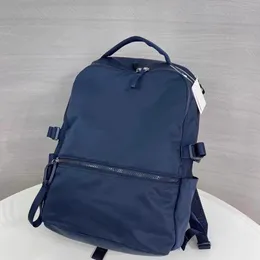Amythe Zaino Scuola Media E Superiore per Ragazzi: Stile Casual E Alla Moda per