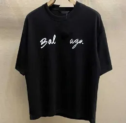 23SS 디자이너 Graffiti Balanciagas 필기체 시그니처 T 셔츠 스마일 스포츠 인쇄 브랜드 남성 여성 Tshirts 전면 편지 T S8894214