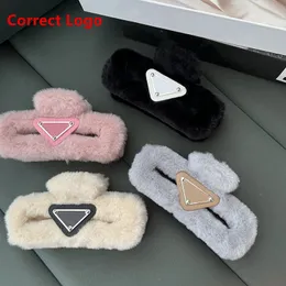 4Colors Luxury Fashion Womens Fur Designer Hårklipp Klor Big Square Crabs Clip Barrettes för kvinnor Hårtillbehör SSS