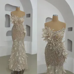 Luxury Women Evening Dresses Strapless Sleeves Prom Gowns Feather Beads Crystal Sweep Train Dress For Party Custom Made Robe De Soiree