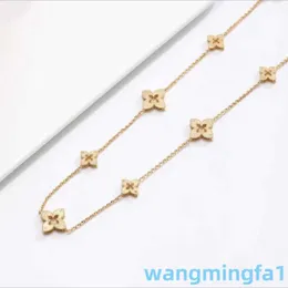 2024 Designer vans Four-leaf Ten Lucky Clover 20 Chain Copper Plated True Gold Hollow Flower Necklace Female