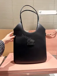 MM Borse Hobo di lusso Totes in pelle di vacchetta Borse da viaggio di alta qualità Borse in morbida pelle di pecora designe miui portafoglio Borsa a tracolla da donna Borsa da sera 35 * 32 cm