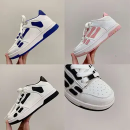 Designer skor casual skor amril barn amri sneakers skel topp låga vita orange skor kvinnor gröna pojkar ungdom svart löp sko ljus grå svart småbarnstorlek tränare