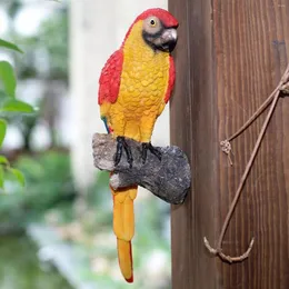 Decorações de jardim Baosity Resin Red Parrot Estátua Parede Pendurada Lifelike Yard Macaws Bird