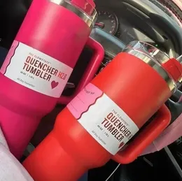 Cosmo Pink 40oz Quencher Tumblers Parade Flamingo Target Red Stainless Steel Valentines Day 선물 컵 실리콘 핸들 뚜껑과 밀짚 자동차 머그잔 1 : 1 로고