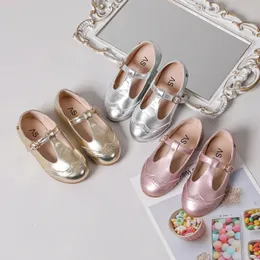 كأحذية أطفال الأطفال T Bar Shoes Baby Girls Fashion Brand Shoes Toddler Ballet Flats Infant Princess Dress Shoes Mary Jane 240226