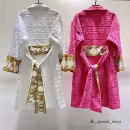 V Ersacee Robe Мужская одежда для сна Мужская женская одежда с шалевым воротником Хлопок Мягкий пушистый дизайнерский бренд Роскошный винтажный халат Пижама Унисекс для влюбленных Халат 284