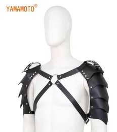 Uomini Sesso Gilet di pelle nera Flirtare Bondage Sexy PU Finimenti di pelle Gay Uomo Intimo Top Usura del sesso Cosplay Warframe Y04065846351