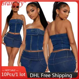 Arbetsklänningar 10Set grossistföremål denim kjol kostym axelfria elastiska kvinnor 2024 sommar mode y2k 2 bit set sexig bulk b11566