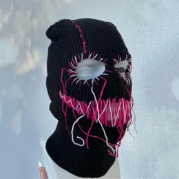 Berets Halloween Balaclava Funny Face Mask Distressed Party Hat Scary Hooded Knitted