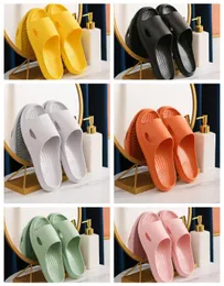 2020 Slippers Summer Men Women Indoor Eva Cool Soft Bottom Trend Trend Slides Slides Designer Light Beach Shoes Home Portable