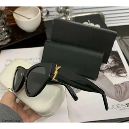 Luxury Sunglasses for Women and Men Designer Y slM6090 Same Style Glasses Classic Cat Eye Narrow Frame Butterfly Glasses With Box 24