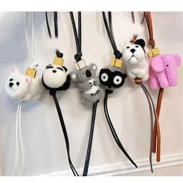 Super Cute Animal Plush Bag Pendant Designer nyckelkedja för par mode koala panda hängen söta uggla rosa elefant nyckelchain csd2403016-8