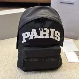Projektant plecak mężczyzna i kobieta moda nylon czarny 2024 nowy klasyczny Paris New York School Book Bag na ramię Wysokiej jakości plecak