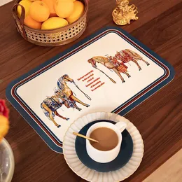 Design Brands PVC Insulation Placemats Fashion Heat Resistant Non-Slip Waterproof Pad Luxury Coasters Dining Table Decoration Home Textiles30*40cm