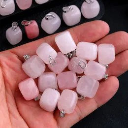Ciondolo irregolare in quarzo rosa in pietra naturale per accessori per collane per la creazione di gioielli
