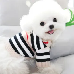 フーディーズ・ドゥオマスミ犬の服の小型犬のためのセーターChihuahua Poodle Schnauzer Pomeranian Corgi Dog Outfits秋の冬の犬のセーター