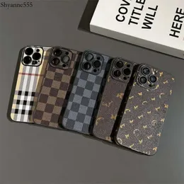 Designer Iphone 15 Pro Max Phone Cases for 15plus Ip14 Promax 13 12 11XR 8P Girls Cute Classic Pattern Leather Back Cover Metal Nameplate Decoration Square Case