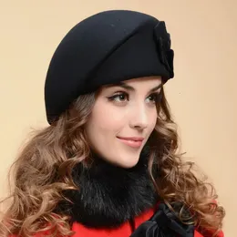 Mode kvinnor basker hatt för beanie kvinnlig mössa blomma franska trilby ull mjuk stewardess gorras planas 240226