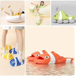 Pantofole Summer Case Slifors uomini/donne sandali a fondo morbido interno Eva Cool Luxury Slides Designer Light Beach Shoes Qwaw