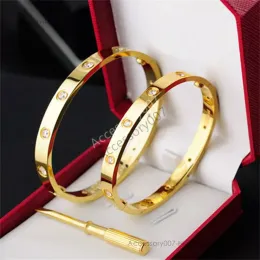 디자이너 보석 팔찌 발판 4cz 4mm 6mm Pulseras Titanium Steel Jewelry Lover Screess Screw Bracelet Gold Silver Rose Cuffs 어머니의 날 선물