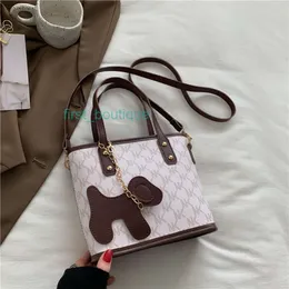 Ladies na ramiona skórzana bolsos para mini torebka Wysoka jakość torby 2024 Hurtowa torba crossbody FMT-4377