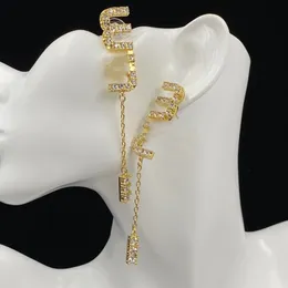 Nuovi pendenti dal design semplice e suggestivo da donna, orecchini di lusso, gioielli firmati con doppia lettera M in oro e argento in cristallo, classici