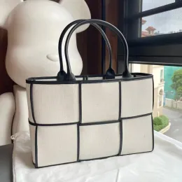 Borsa a tracolla da uomo di lusso Candy Arco con manico superiore Borsa a tracolla Designer Beach Donna Borsa a tracolla in pelle Borsa da viaggio di moda Borsa da viaggio per weekender Borse a tracolla