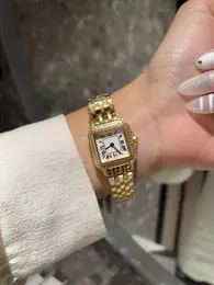 ダイヤモンドのデザイナーの箱付きローズゴールドウォッチ女性のためのウォッチ22mm時計の高品質の輸入クォーツムーブメントと精密スチールケーシングとシルバーカーディウォッチ