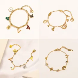 Womens Designer Bracelets Chain Luxury Bracelet Gold Plated Fashion Trendy Pulsera Lock Flower Letters Pendant Diamond Cjeweler Love Charms Bracelets