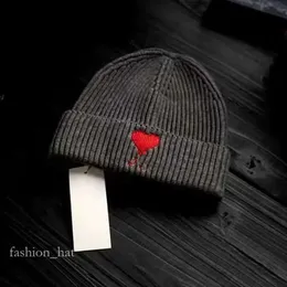 Ami Pull Ami Cashmere Warm Hat Female Designer Beanie Cap Ski Hem Women's Knitted Cold Hat 546