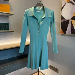 Abito firmato Trend 2024 Primavera francese verde menta Abito a trapezio sottile lavorato a maglia con maniche lunghe squisito ed elegante per le donne