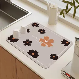 Table Mats Coffee Machine Drain Mat Black And White Rose Kitchen Countertop Absorbent Dry Non-slip Bar Plant Washable Heat