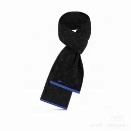 Sciarpa del nuovo marchio Sciarpa di lusso V Sciarpa di cashmere Scialle spesso Donna Lungo inverno Wram Pashmina Involucri lunghi Hijab Bufanda Foulard L L Cashmere lavorato a maglia Coppie 10a 10A