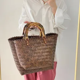 Lady Toates Tasarımcı Omuz Çantaları Moda Dokuma Çantalar Kadınlar İçin Elçi Çantası Çapraz Vücut Büyük Kapasite Alışveriş Bag Metal Zinciri HBP PRPU