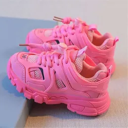 2024 Scarpe per bambini sneakers firmate primavera autunno scarpe per bambini ragazzi ragazze sportive traspiranti per bambini tote bag per giovani scarpe da ginnastica casual neonati neonati atletici 125ess