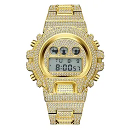 Iced Out Diamond Watch Мужские Роскошные светодиодные цифровые мужские часы Водонепроницаемые спортивные наручные часы Мужские модные мужские часы из 18-каратного золота из стали Wris229z